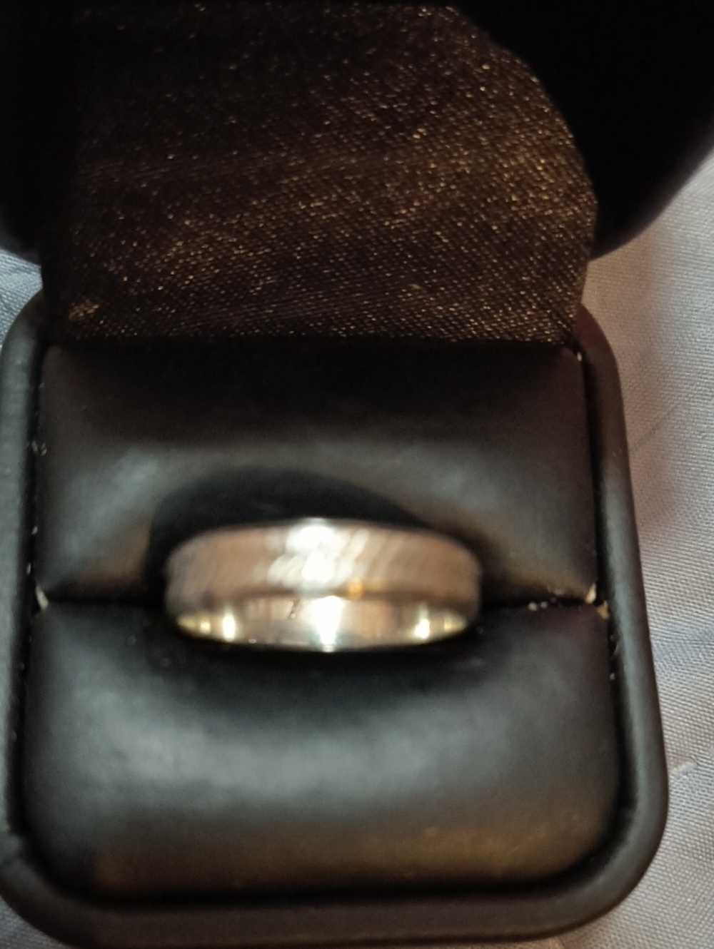 Classic Polished Sterling Silver Men’s Wedding Band 11